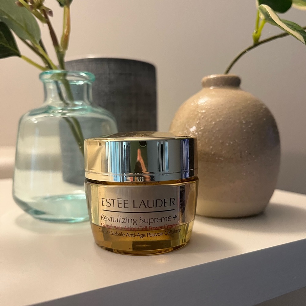 Estée Lauder Revitalizing Supreme+ Moisturizer